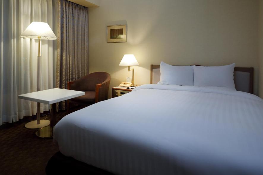 Miyako Hotel Yokkaichi Esterno foto