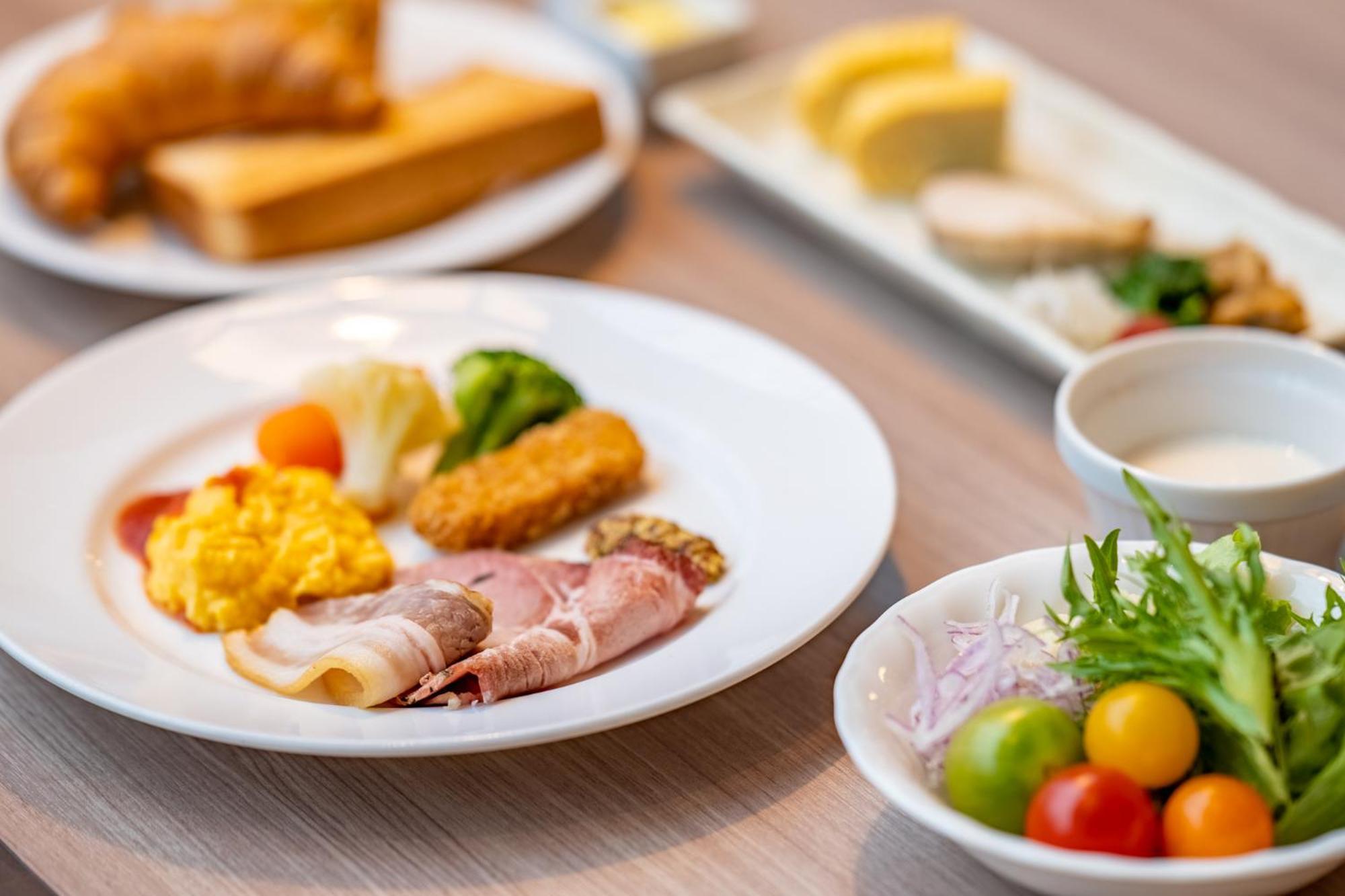 Miyako Hotel Yokkaichi Esterno foto