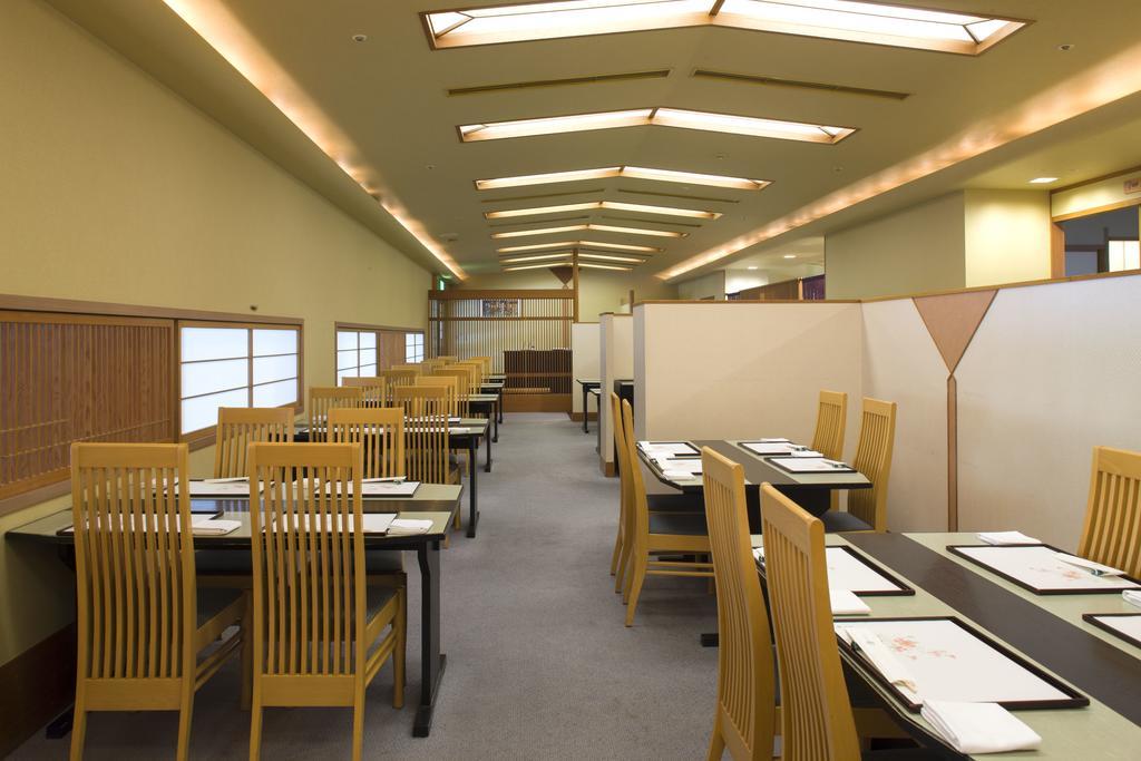 Miyako Hotel Yokkaichi Esterno foto